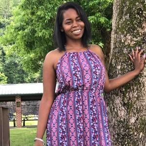 Meet your Posher, Brittney
